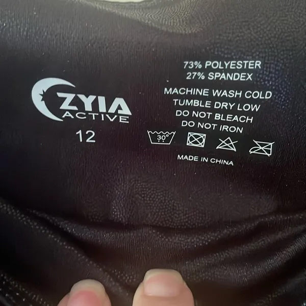 Zyia Black Metallic Ombre Light n Tight Hi-Rise 7/8 Legging Size 12 - Image 6