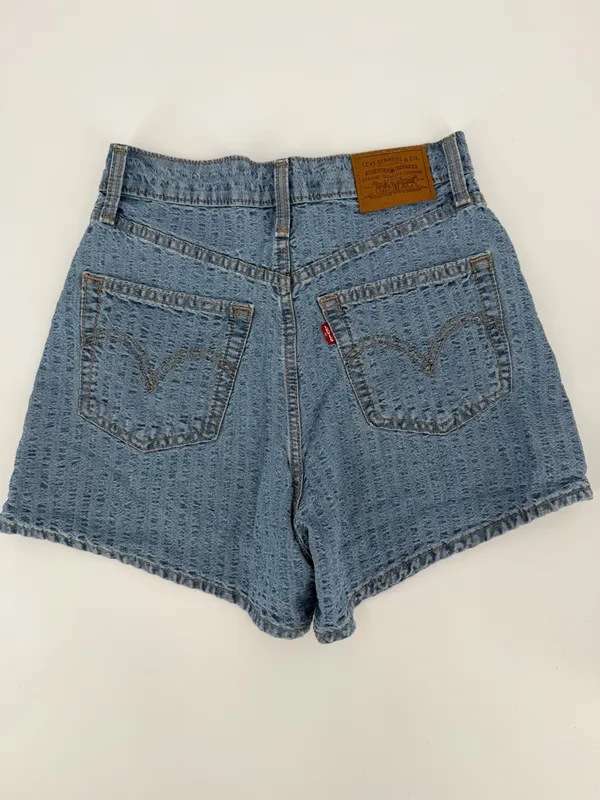 Levi's high loose mom casual cotton denim shorts - Image 4