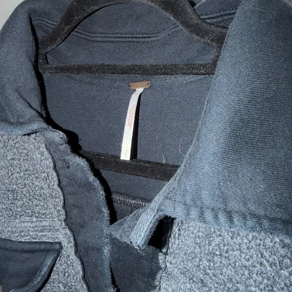 FREE‎ PEOPLE ruby fleece shacket oversized small - Image 4