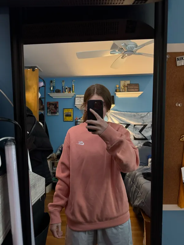 Nike Crewneck Sweatshirt - Image 6