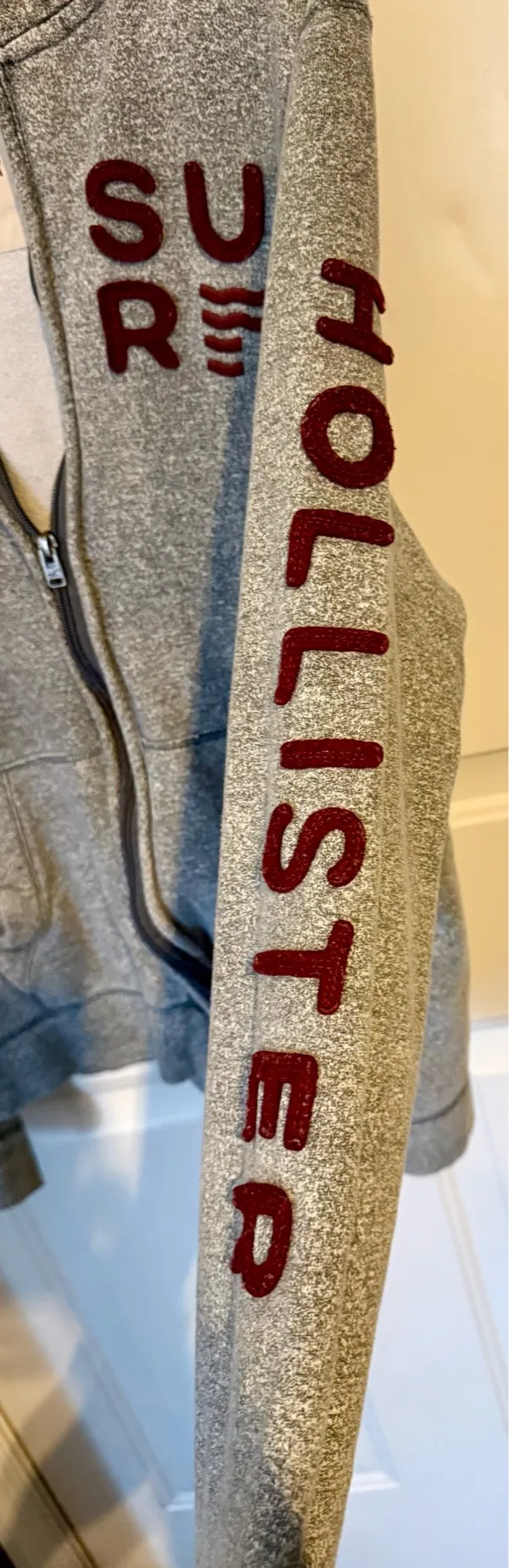 Hollister Y2K Zip-Up Surf Hoodie - Image 5