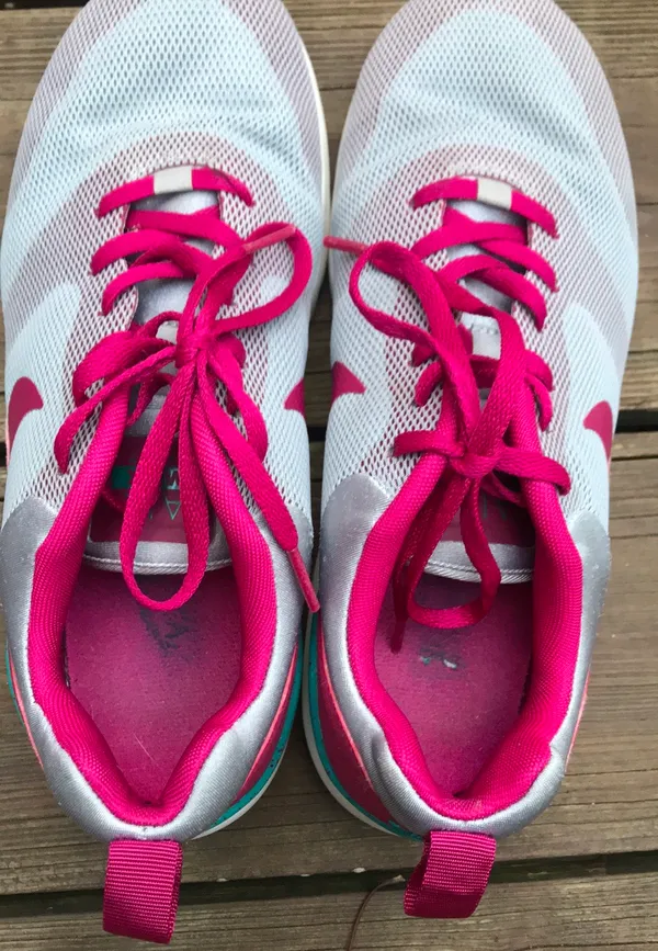 Nike Air Max Siren Sneakers - Image 4