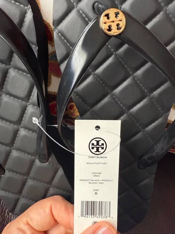 Tory Burch 2 inches platform Willa flip flop Sandals with Gold Emblem NWT black - Image 7