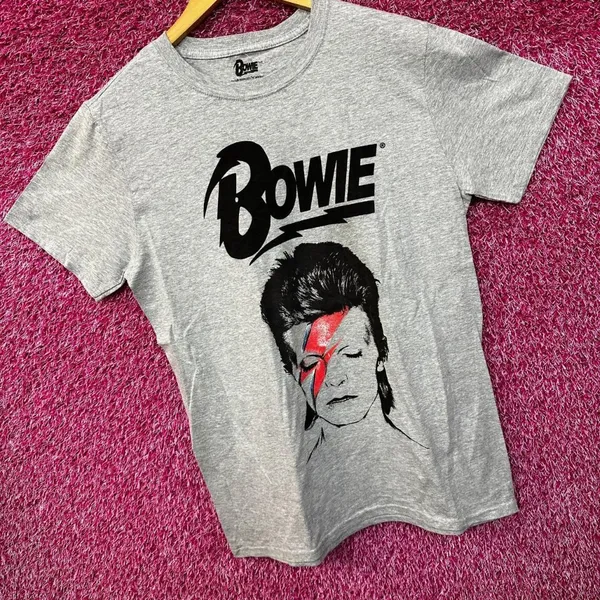 David Bowie Starman Rock Thsirt size Medium - Image 3