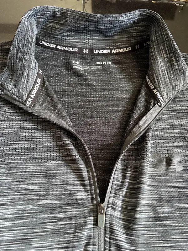 Under Armour top - Image 4