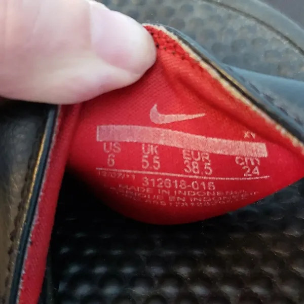 Nike Slides - Image 3