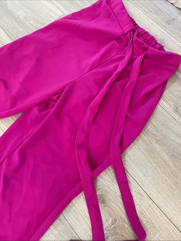 Wide-Leg Tie-Waist Pants in Fuchsia - Image 5