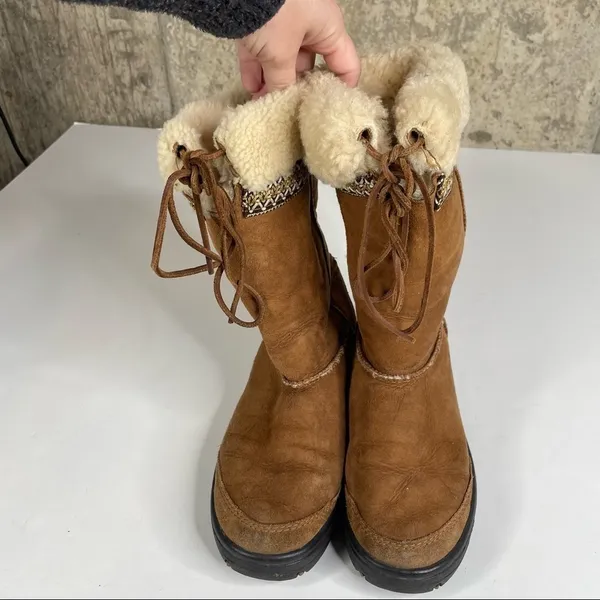 Ugg Ultimate Cuff Shearling Boots Size‎ 6 - Image 2