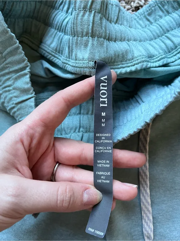 Vuori Halo Performance Shorts - Image 5