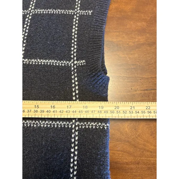 A New Day Women's Navy V-Neck Boxy Sweater Vest Windowpane Cute Chic Breathable - Image 6