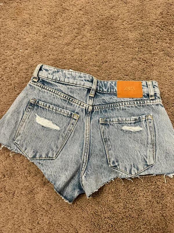 Zara Shorts - Image 4