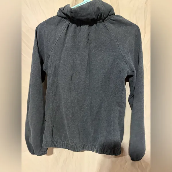 Lululemon crewneck - Image 4