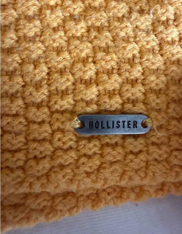 Yellow Hollister Sweater - Image 3