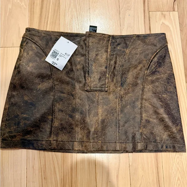 Forever 21 - NWT mini skirt! Brown! - Image 4