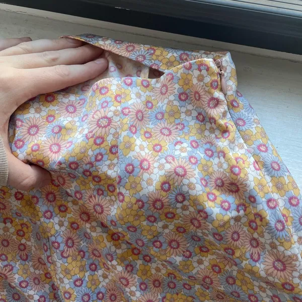 Zara Floral Silky Pants - Image 4