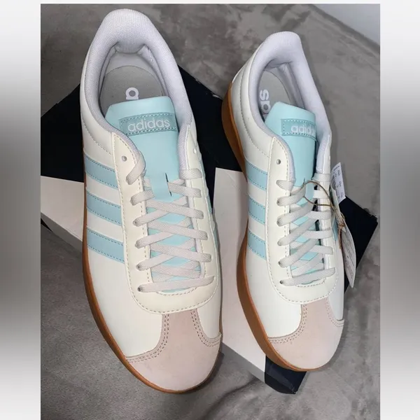 Adidas VL courtbase shoes - Image 3