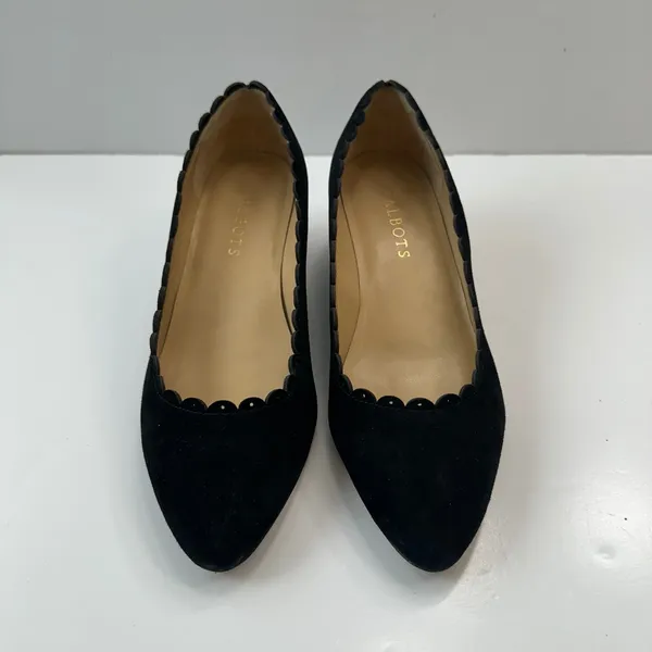 Talbots Black Suede Scalloped‎ Wedge Heel Pumps Shoes Women's Size 6.5 - Image 2