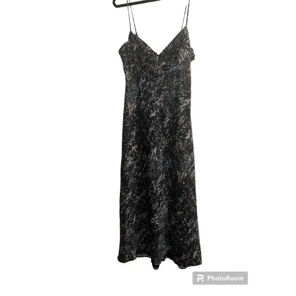 ✨ASTR The Label CORALIE MIDI SZ LARGE DRESS✨ - Image 10