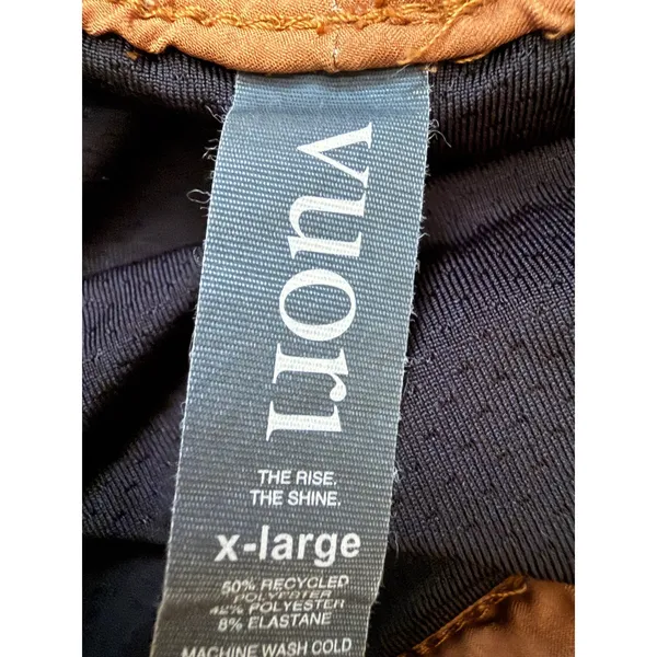 Vuori Clementine Brown Arrow Print Running Shorts Drawstring Lined XL Gorpcore - Image 4