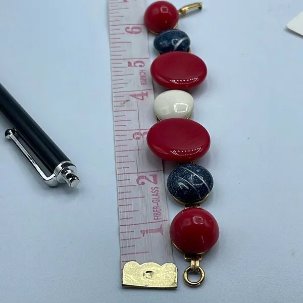 Vintage red white blue button style link bracelet. - Image 3