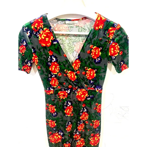 Vintage Vibes Zara Velvet Rose Print Midi Dress, Size S - Image 4