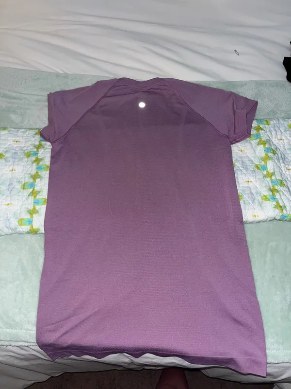 Lululemon Swiftly Short Sleeve 2.0 - Image 3