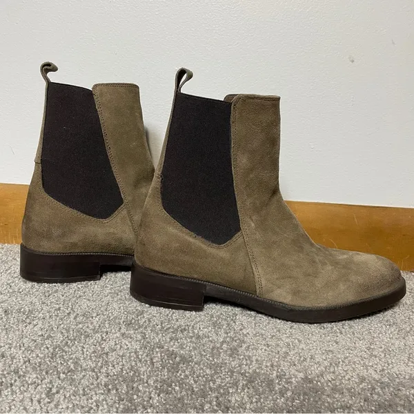 Emanuele Crasto‎ Tan/taupe Chelsea Boots Women’s size EU 39/US 8-8.5 - Image 2