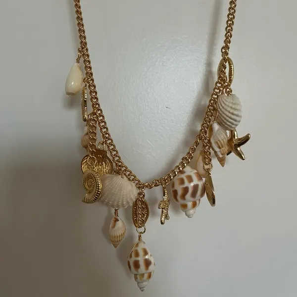 NEW Altar’d State Arula Seashell Seaside Breeze Statement Necklace - Image 4