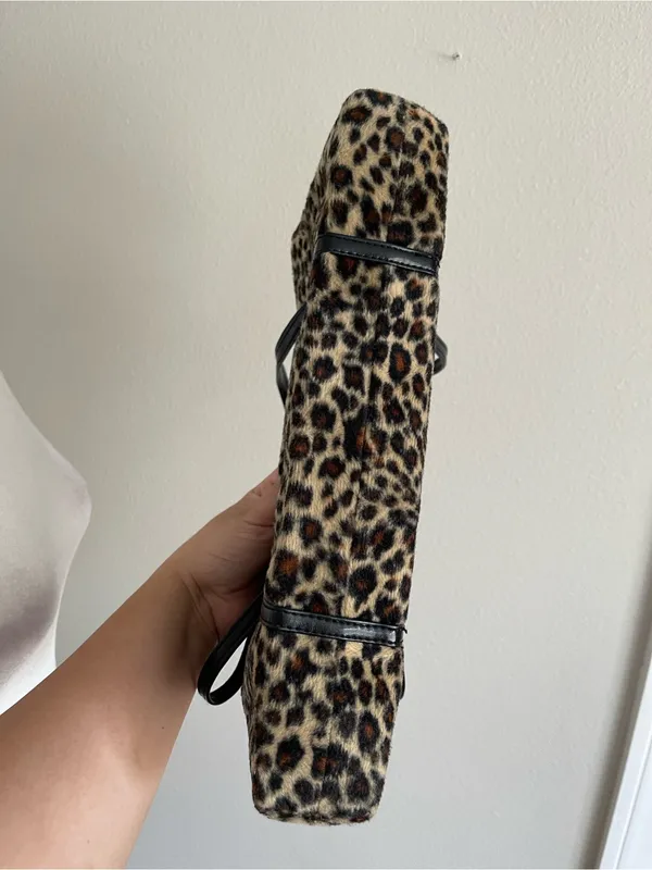 Leopard Print Shoulder Bag with Black Straps Tan - Image 6