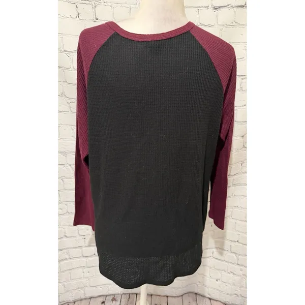 Torrid Waffle V-Neck Henley Raglan Long Sleeve Tee Size 2 / 2X - Image 5