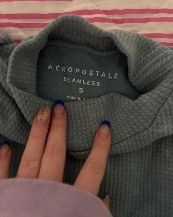 Aeropostale Workout Top Long Sleeve - Image 3