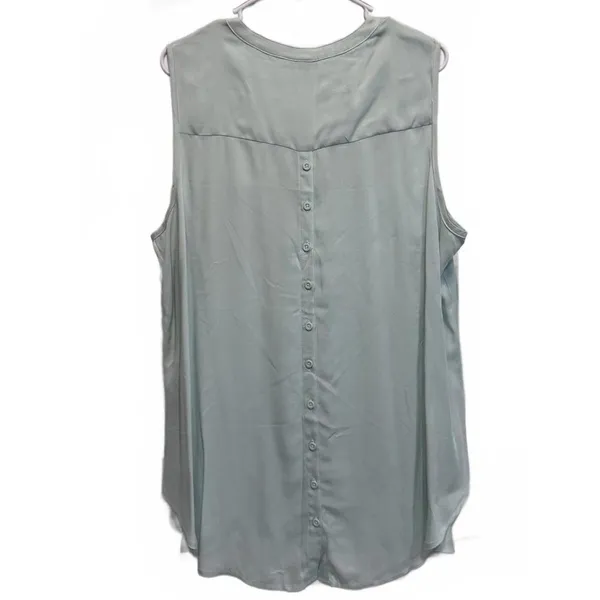 Torrid Light Blue Twill Button Back Sleeveless Tank Plus Size 2X - Image 4