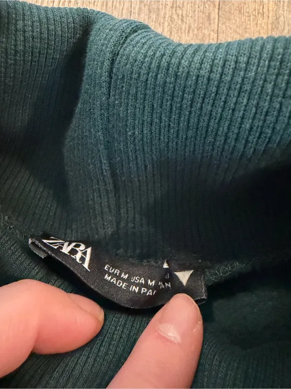 Zara Forest Green Turtle Neck Sweater Medium - Image 3