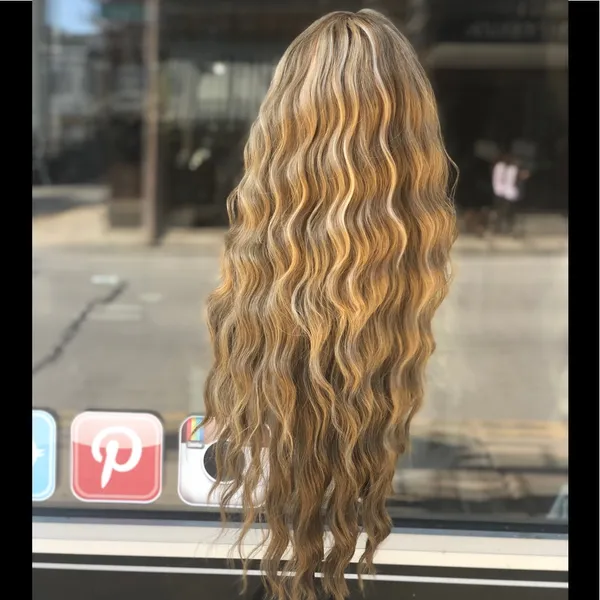 NEW 2026 Blonde mix Beach waves Lacefront Wig - Image 7