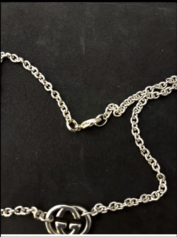 Authentic GUCCI Made In Italy 925 Sterling Silver Double Logo Necklace with Box - Image 5