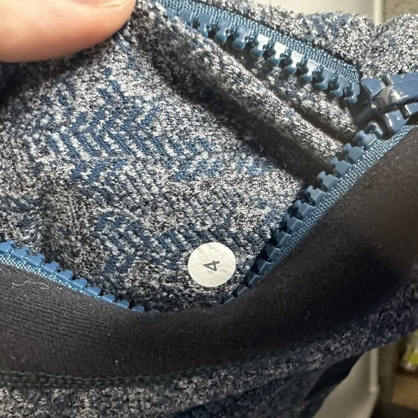 Women's Lululemon‎ Size 4 Define Jacket Full Zip Sweatshirt Brushed Herringbone - Image 4