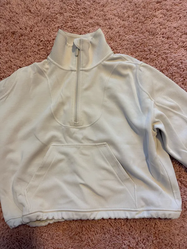 Lululemon Cropped Softstreme Crew - Image 2