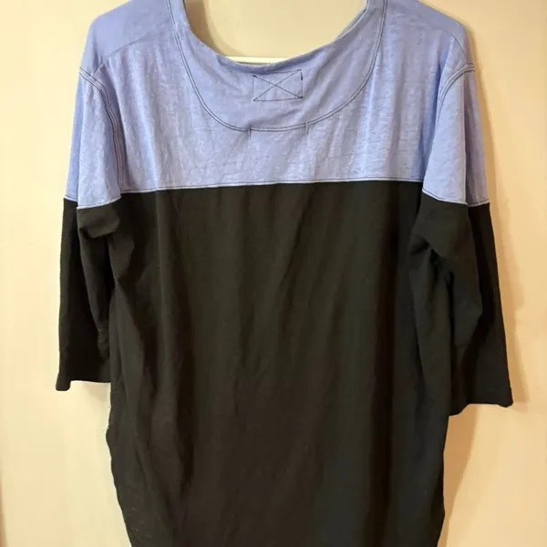NWT‎ Free People black and blue top. Size XS - Image 3