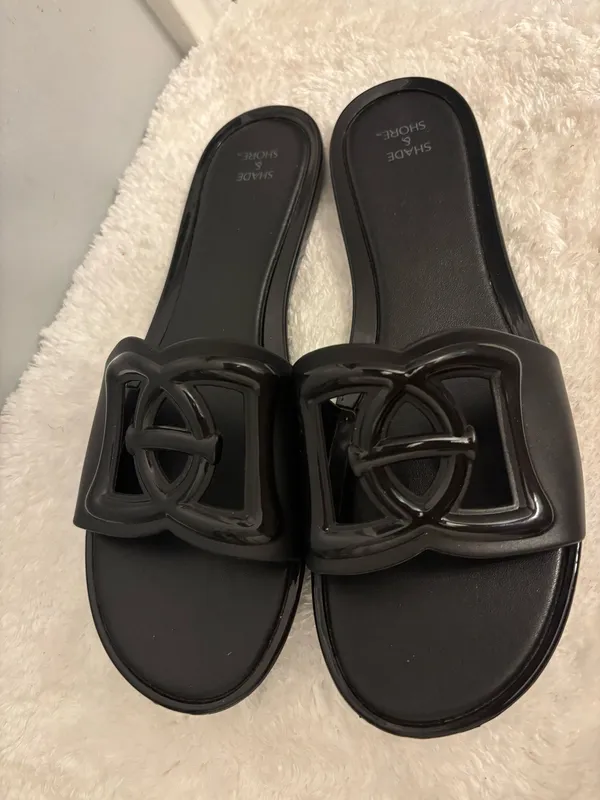 Shade & Shore all black flip flops Sz.11 - Image 8
