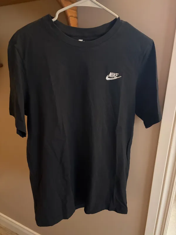 The Nike Tee Men’s Large Black  - Image 3