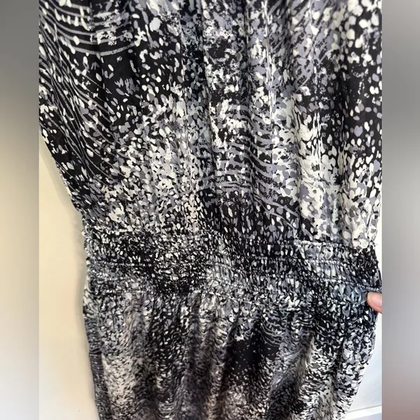 Ramy Brook Audrey Smocked Midi Silk Dress Black and White Print Sz S‎ - Image 7