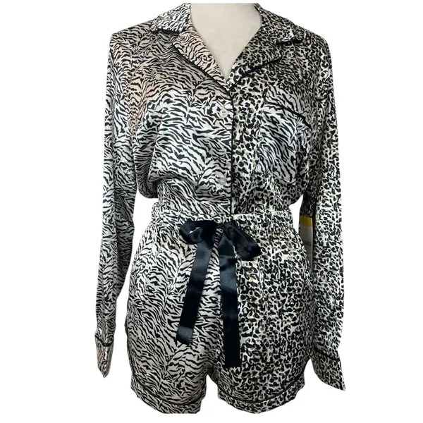 BB Dakota New Satin PJ Set Button Top Shorts Animal Print Women’s Size Medium - Image 15