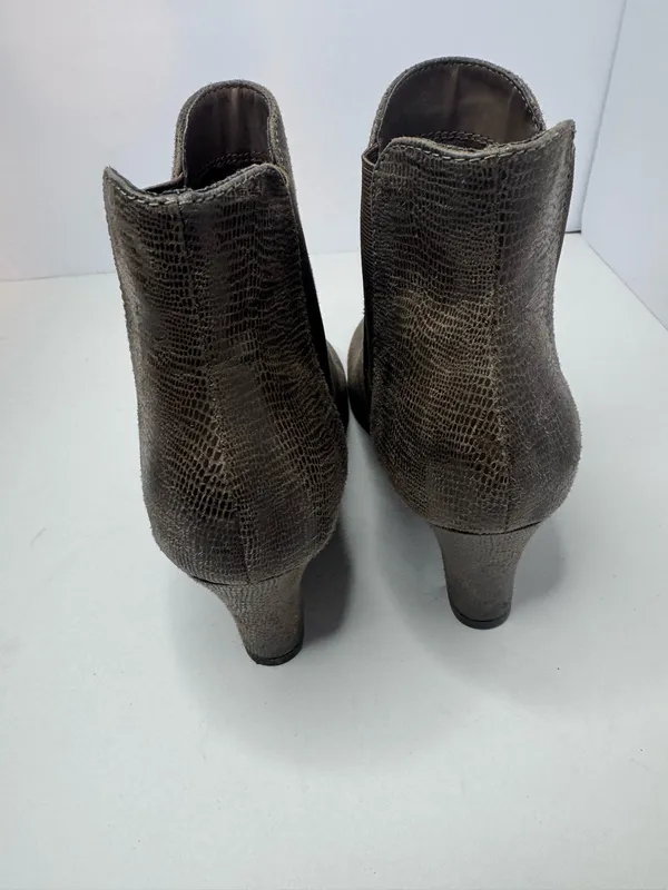 A2 by Aerosoles Brown Ankle Booties Size 8 - Image 4