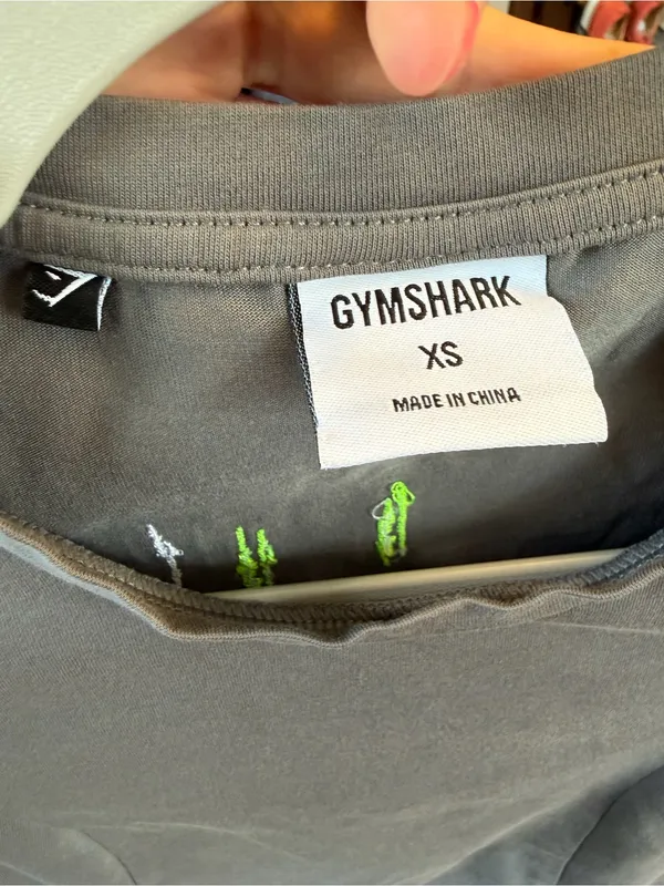 Gymshark Non Stop Tee women’s gray w pocket - Image 7