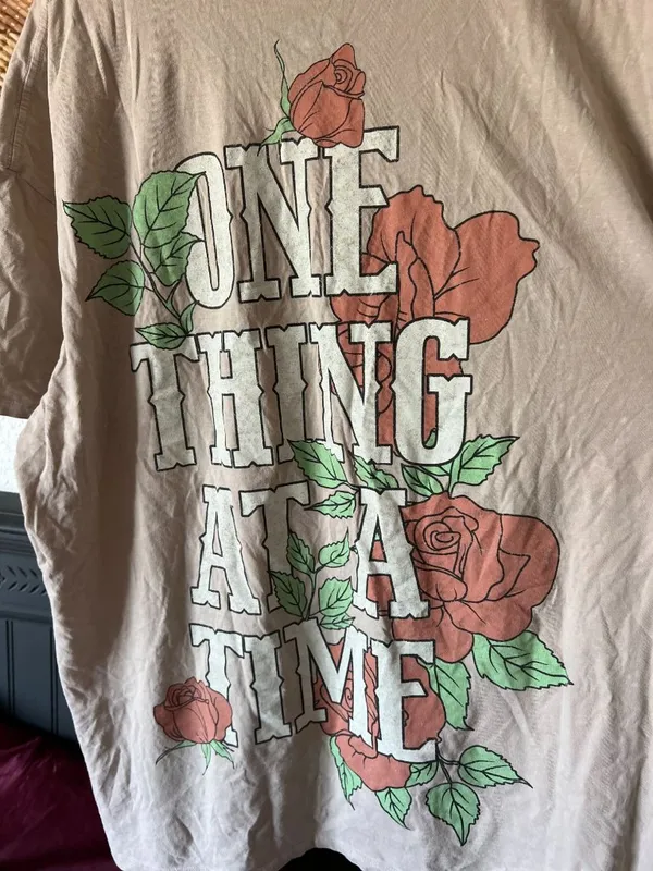 oversized Morgan Wallen shirt MEdium "one thing at a time" - Image 3