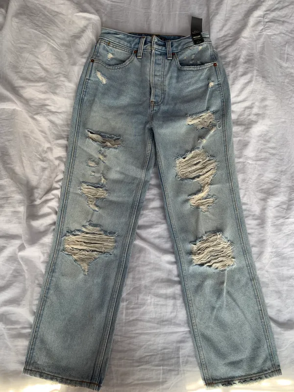 Abercrombie Jeans - Image 2