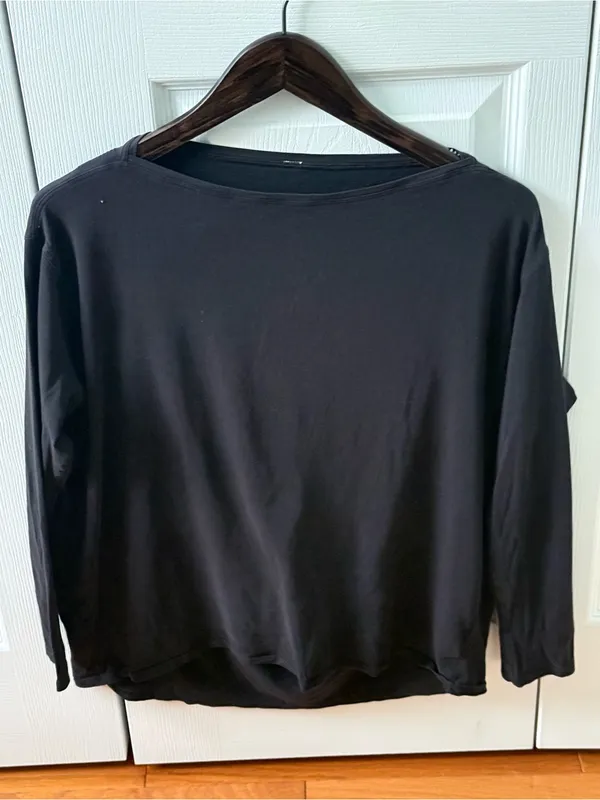Lululemon Back In Action in Black - Image 2
