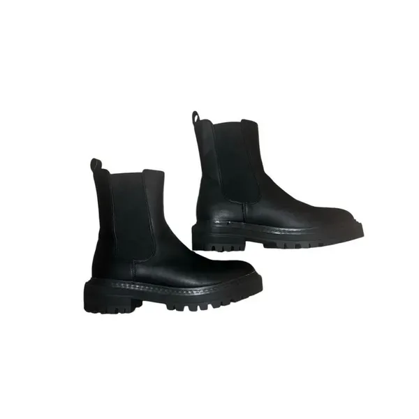 ✨Express Black Gore Lug Sole Ankle Sz 7 Boots✨ - Image 3