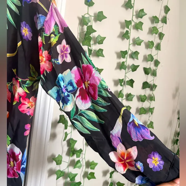 Johnny Was Floral Cupra Rayon Button Down Blouse Top - Size Medium - Image 3