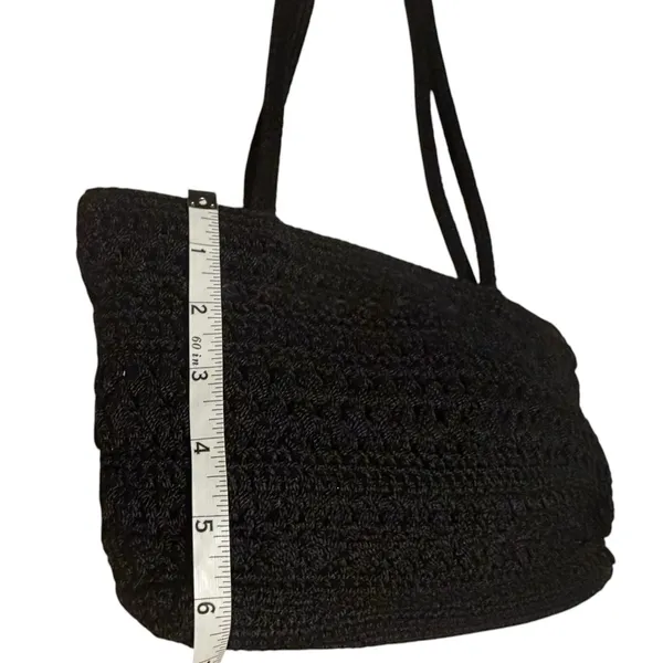 The Sak Black Crochet Shoulder Bag Woven Knit Tote Zip Top Boho Purse 90's Y2K - Image 7